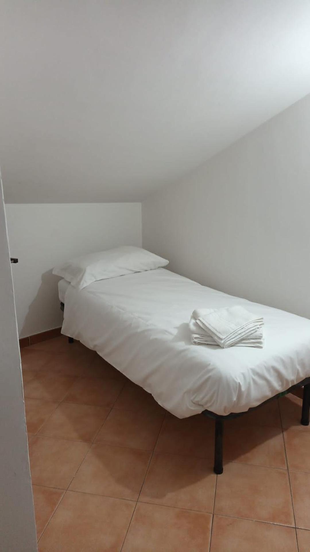 Casa N 2 Con Parcheggio Privato E Colonnina Ricarica Daire Livorno Dış mekan fotoğraf