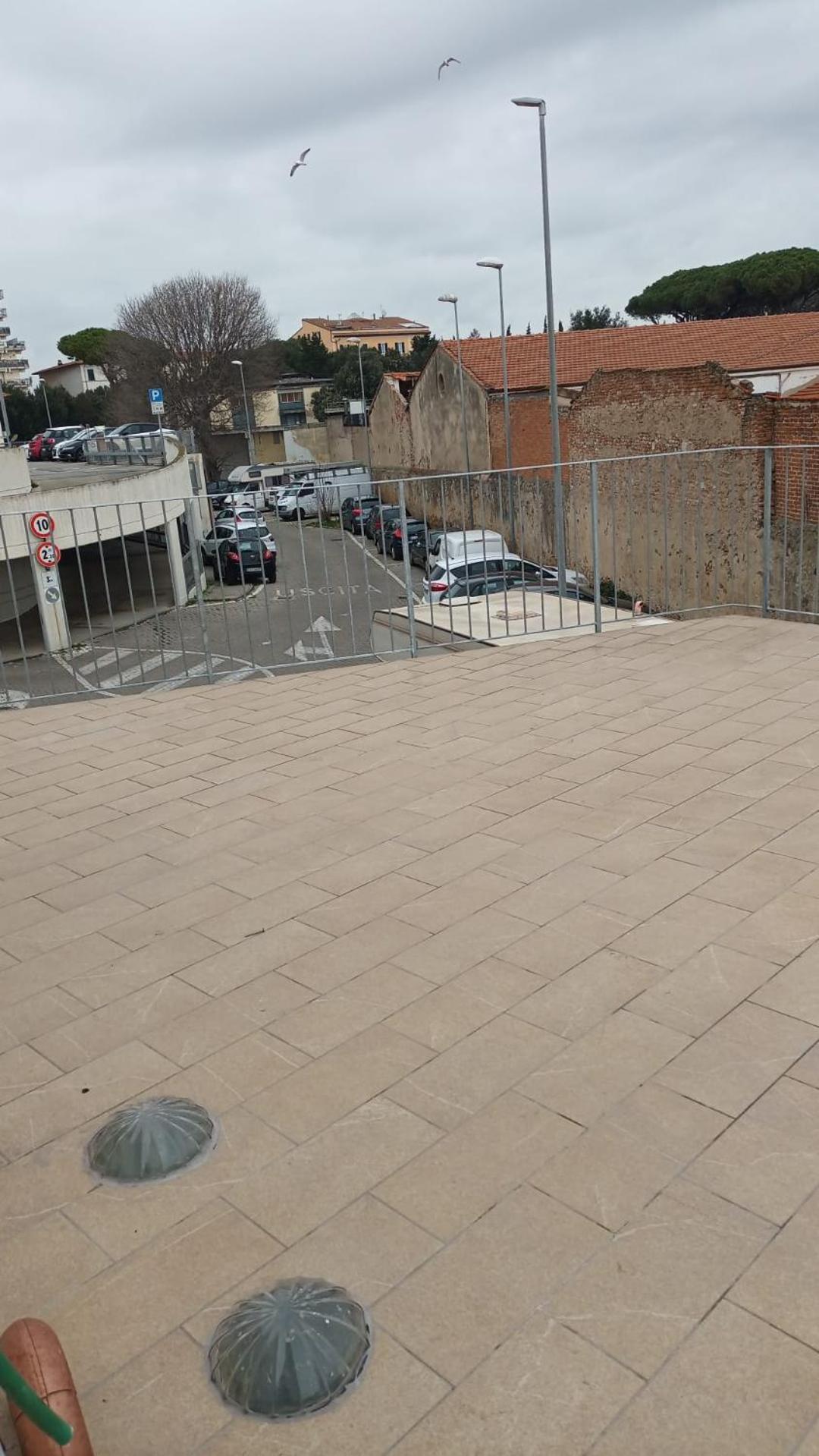 Casa N 2 Con Parcheggio Privato E Colonnina Ricarica Daire Livorno Dış mekan fotoğraf